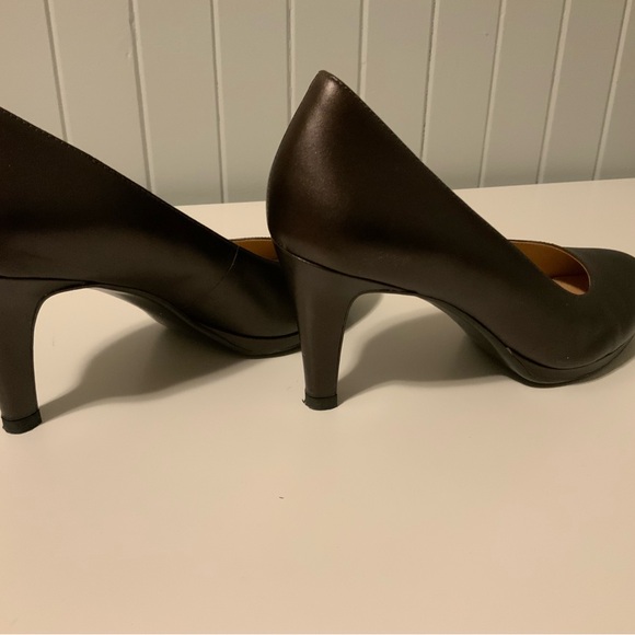 Naturalizer - 5.5 Moka - Copper  Like new - Picture 5 of 8